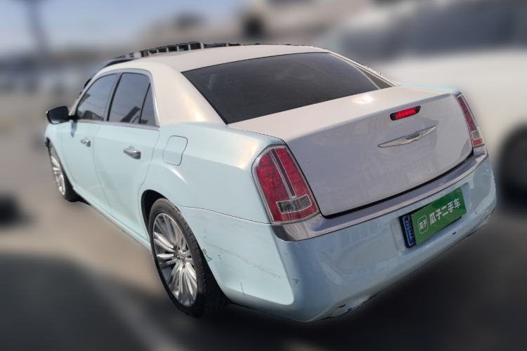 Used Chrysler 300C 2013 3.6L Prestige Edition
