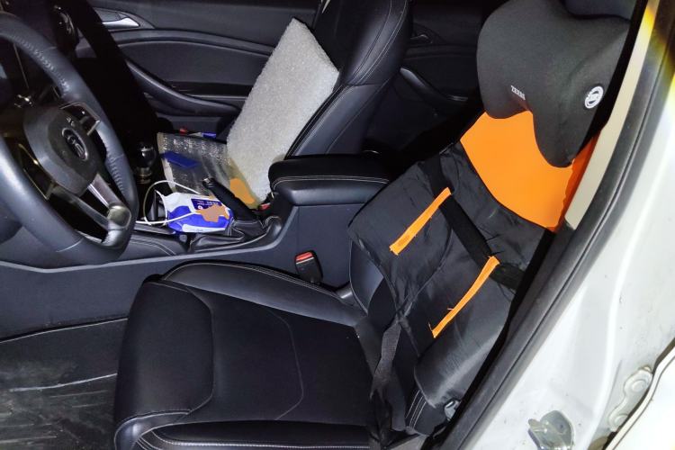 Used BYD Song 2020 Classic Edition 1.5T Manual Luxury Model Left Front Seat