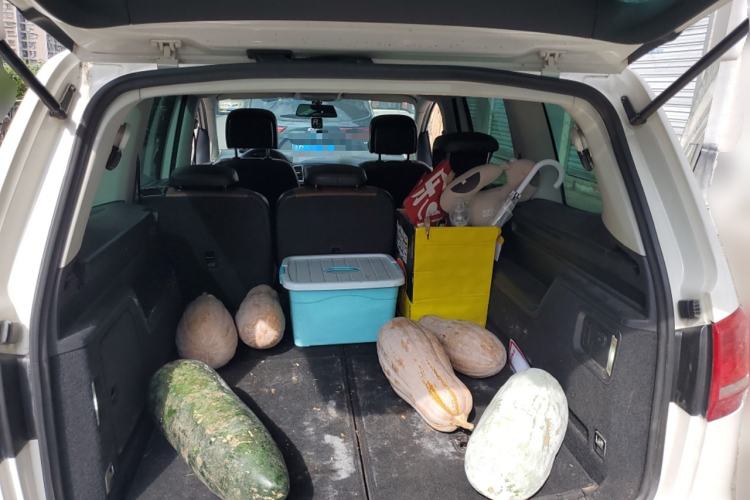 Used Volkswagen Sharan 2013 2.0 TSI Comfort Model