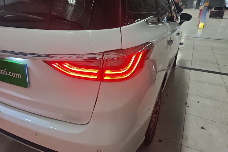 Used BYD Song MAX 2019 1.5T Automatic Smart Connect Prestige Model 6 Seats China VI Standard