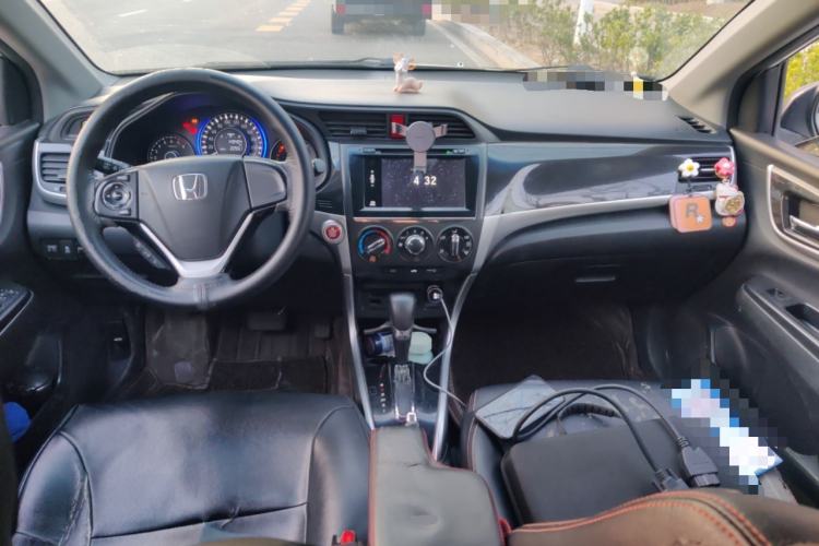 Used Honda Crider 2013 1.8L automatic luxury edition