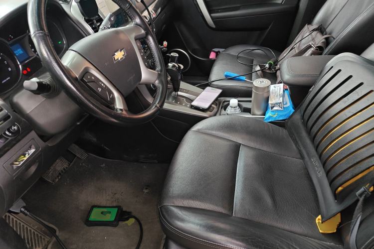 Used Chevrolet Captiva 2015 2.4L 4x4 Flagship Edition 7-Seater Left Front Seat