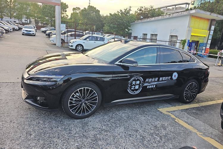 Used BYD Han 2025 DM-i Intelligent Driving Edition 125KM LiDAR Flagship Model