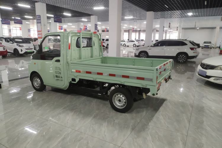 Used REACH MINI Truck 2025 Model 150 km Flatbed—Aggressive Edition
