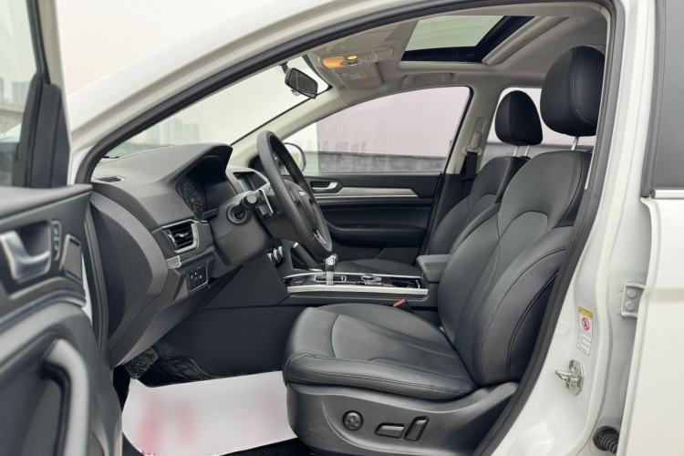 Used Haval H6 2019 Sport Edition 1.5T Automatic Two-Wheel Drive Elite Model China VI Interior 1