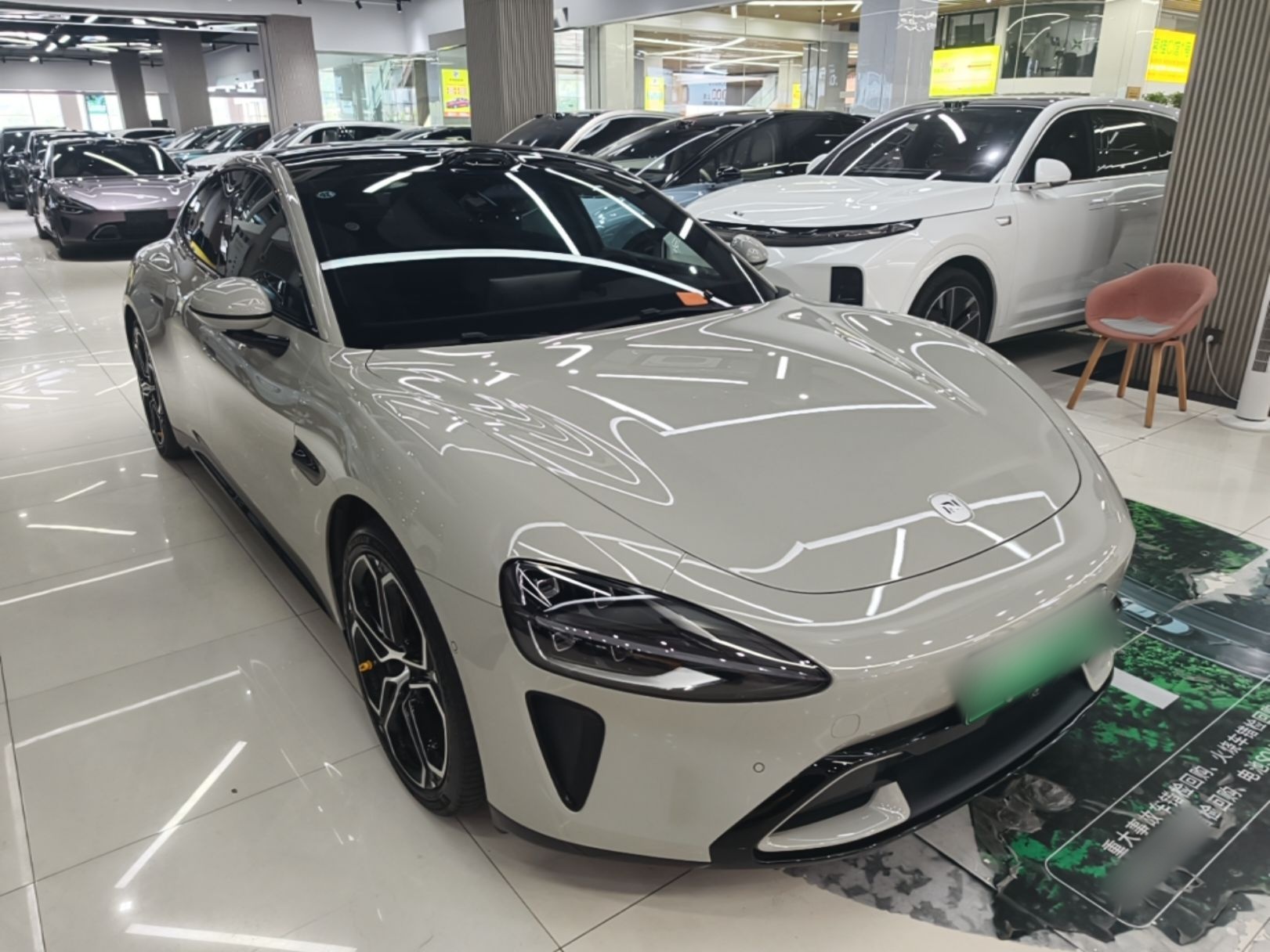 Xiaomi Auto SU7 2024 Rear-Drive Ultra-Long Range Advanced Pro-Level Intelligent Driving Version — снимка 12