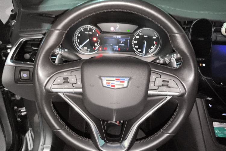 Used Cadillac XT6 2020 28T Six-Seater Luxury Sporty Enjoy-the-Comfort Safety Edition
