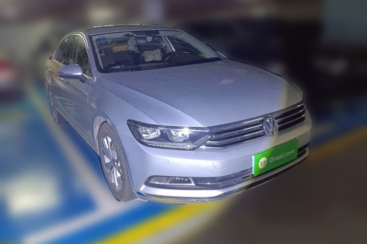 Used Volkswagen Magotan 2018 Facelift 330TSI DSG Luxury Model