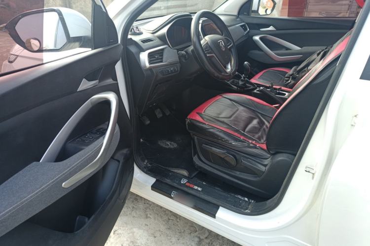 Used Baojun 530 2020 1.5T Manual Comfort Version 6 Seats