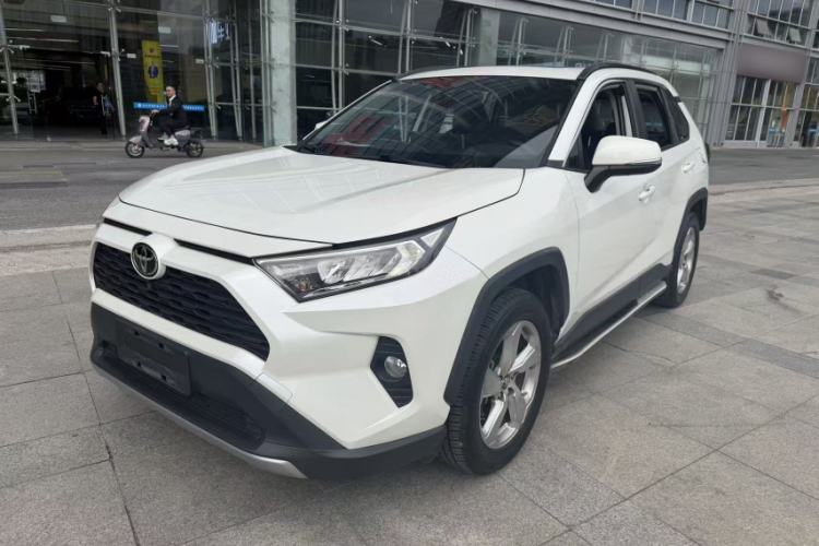 Used Toyota RAV4 2020 2.0L CVT Two-Wheel Drive Fashion PLUS Edition