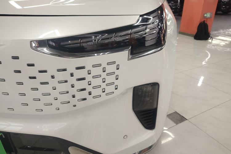 Used Volvo EM90 2025 Ultra Six-Seater