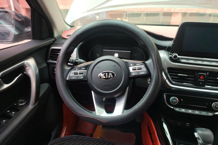 Used Kia Sportage R 2019 2.0L Automatic Smart Luxury Edition Steering Wheel