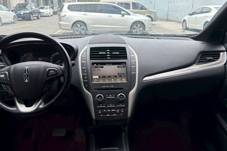 Used Lincoln MKC 2017 2.0T Two-Wheel Drive Deluxe Edition