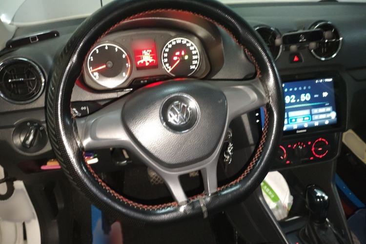 Used Volkswagen Jetta 2017 1.5L Automatic Fashion Model
