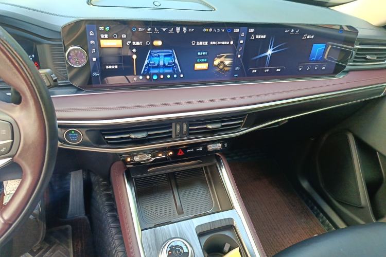 Used Ford Explorer 2023 EcoBoost 285 Four-Wheel Drive Titanium Edition 6 Seats