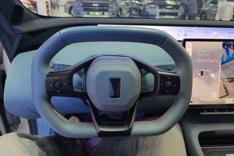 Used Avatr 12 2024 700 Three-Laser Rear-Wheel Drive Luxury Edition Steering Wheel