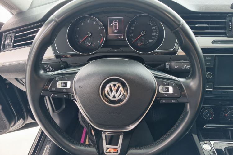 Used Volkswagen Magotan 2018 330TSI DSG Advanced Model Interior 2