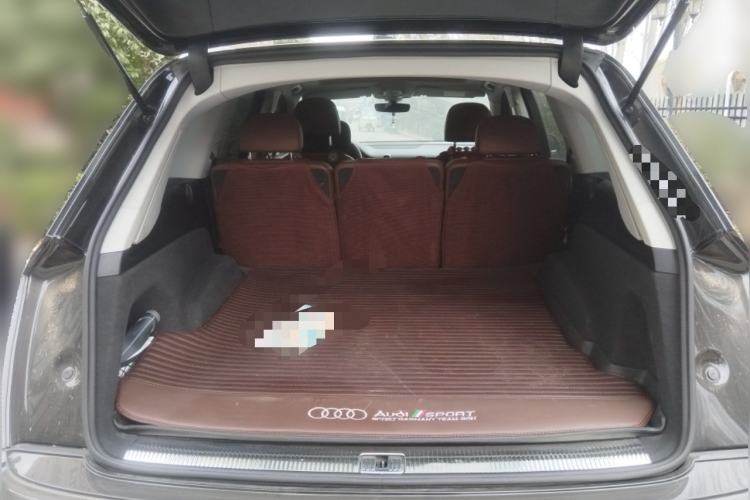 Used Audi Q7 2016 40 TFSI Comfort Model
