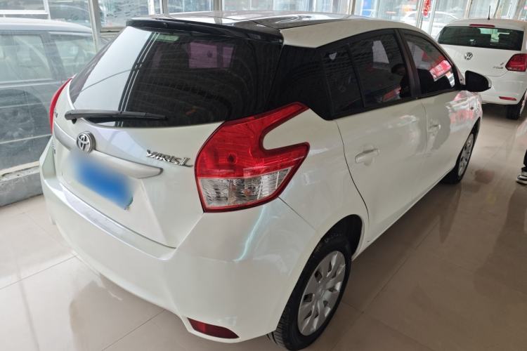 Used Toyota YARiS L Zhi Xuan 2015 1.5E Automatic Charm Edition