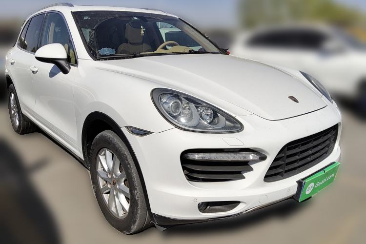 Used Porsche Cayenne  Front Right 45 Deg