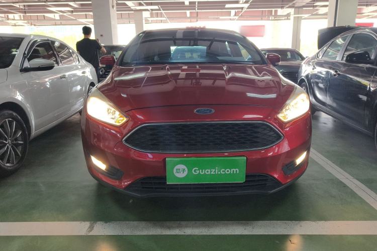 Used Ford Focus 2018 Hatchback Classic 1.6L Automatic Trendy SmartDrive Edition
