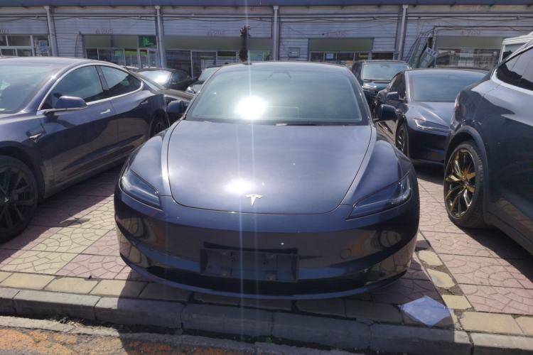 Used Tesla Model 3 2025 Rear-Wheel-Drive Version