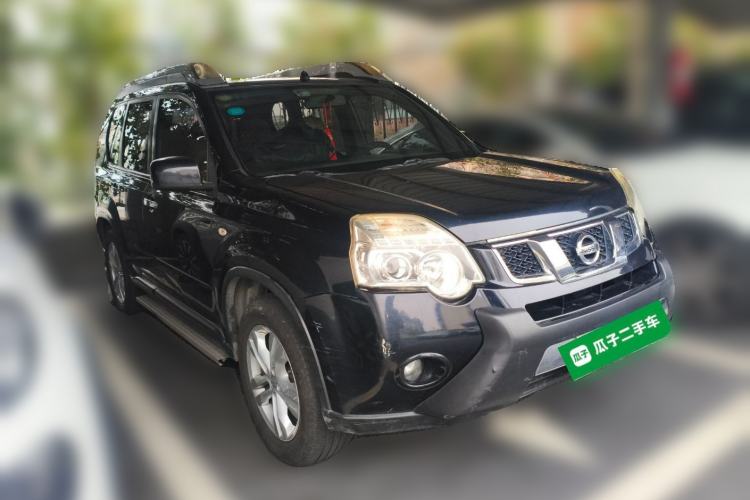 Used Nissan X-Trail 2012 2.5L CVT Luxury Edition 4WD Front Right 45 Deg