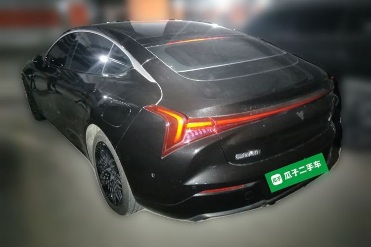 Used NETA S 2022 Extended-Range Version 1160 km Range Rear-Wheel Drive Mid-Grade