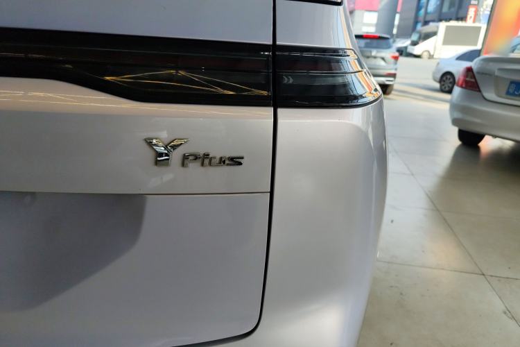 Used AION Y 2023 Plus 510 Tech Edition