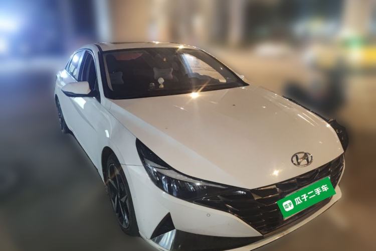 Used Hyundai Elantra 2021 1.5L CVT LUX Prestige Edition