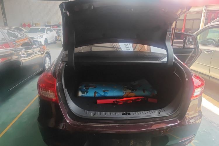 Used Haima M6 2017 1.6L Manual Comfort Model Trunk