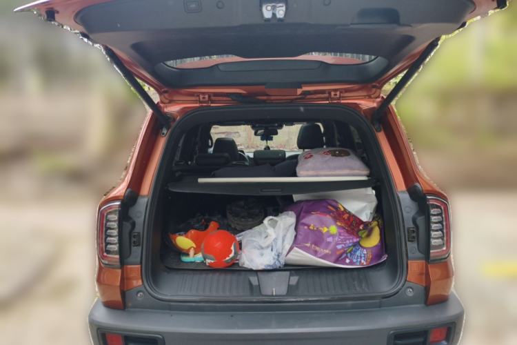 Used Haval DARGO 2021 1.5T DCT Two-Wheel Drive "Mǎquǎn" Edition Trunk