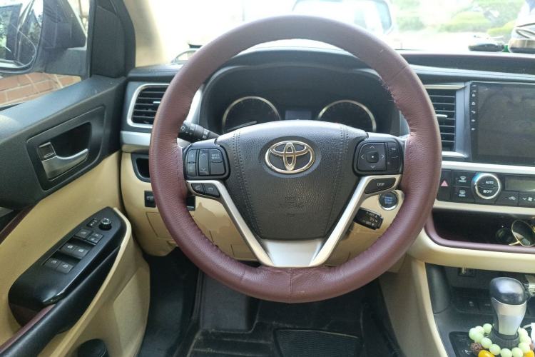 Used Toyota Highlander 2015 2.0T Four-Wheel Drive Luxury Edition 7-Seater