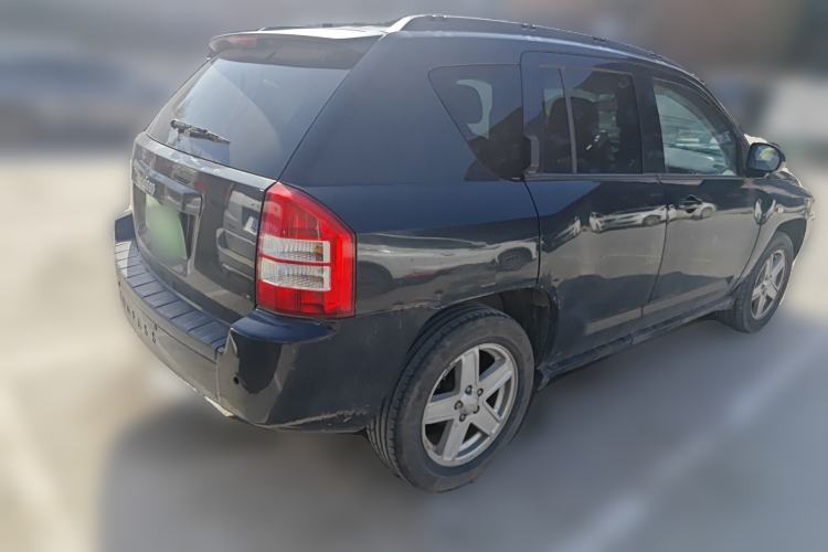 Used Jeep Compass 2010 2.4L four-wheel drive sport version
