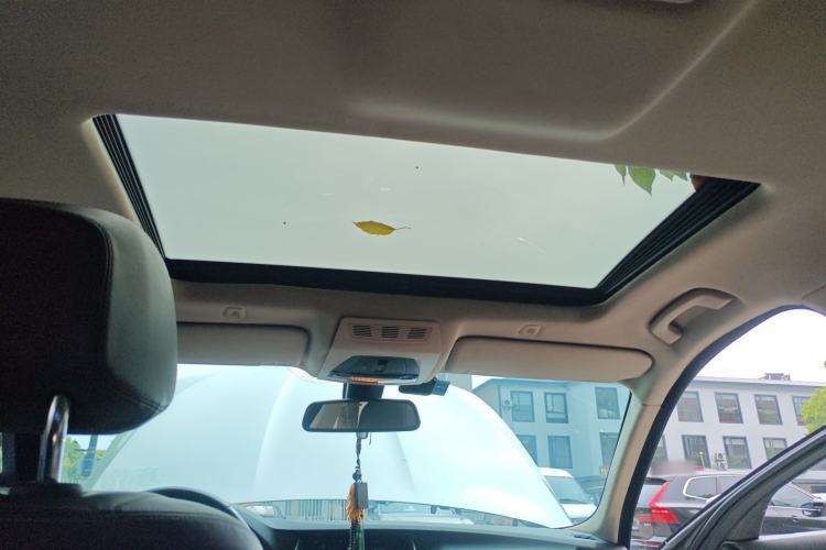 Used BMW 5 Series 2014 525Li Luxury Design Package