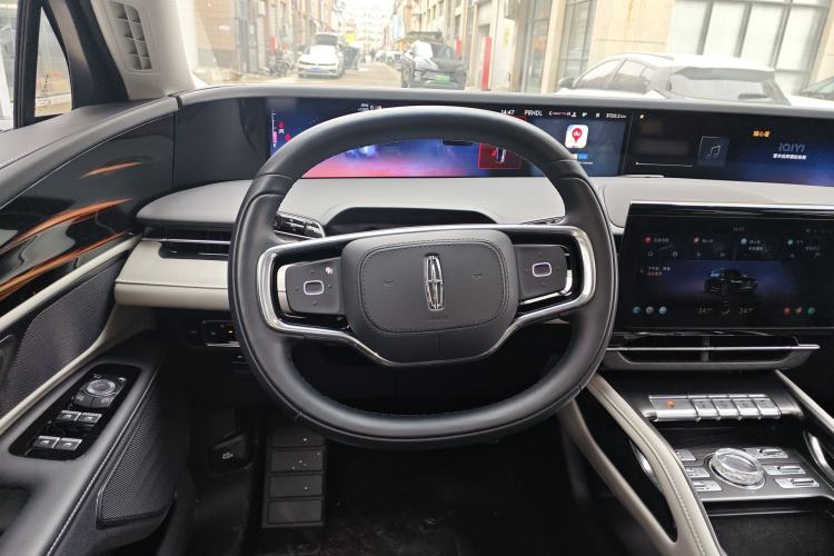 Used Lincoln Nautilus 2025 2.0T Four-Wheel Drive Luxury Edition