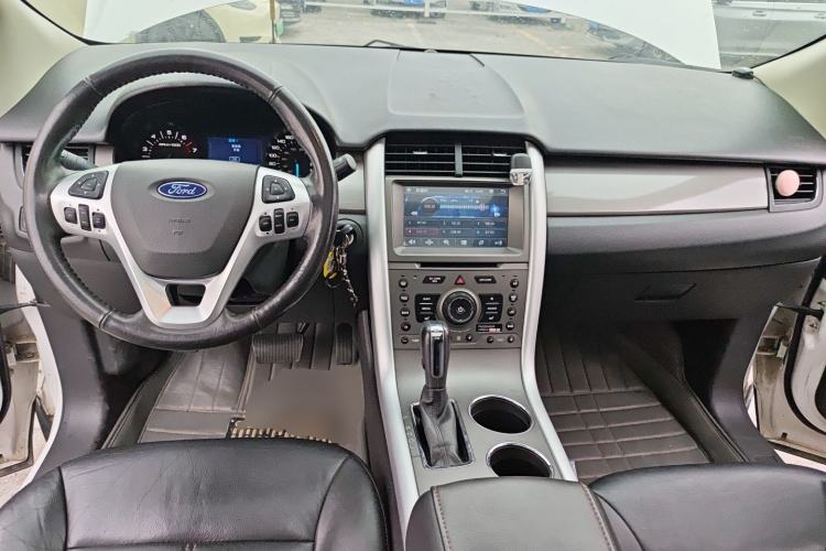 Used Ford Edge 2012 2.0T Elite Sunroof Edition Center Console