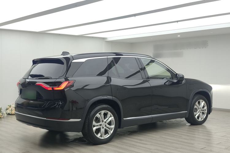 Used Nio ES8 2020 415 km Range 7-Seater Version Rear Right 45 Deg