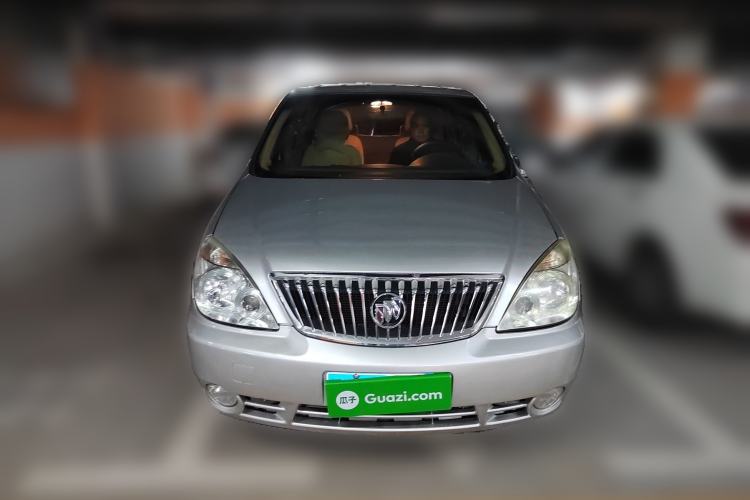 Used Buick GL8 2011 2.4L CT Comfort Edition
