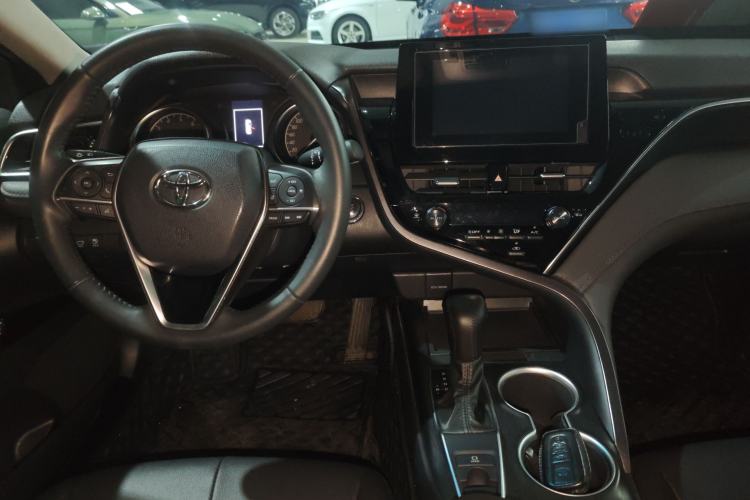 Used Toyota Camry 2023 2.0GVP Premier Edition