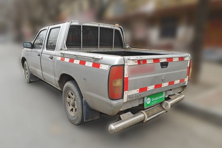 Used Nissan D22 2013 2.4L Gasoline Two-Wheel-Drive Standard Model