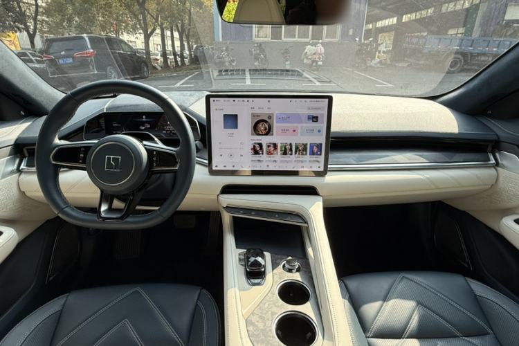 Used Zeekr 001 2023 ME Edition 100 kWh Audio And AC Panel