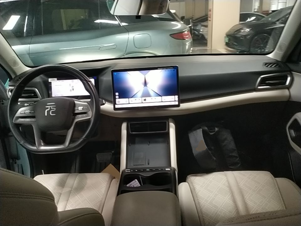 BYD Yuan UP 2025 Intelligent Driving Version 401 km Leading Edition — снимка 12