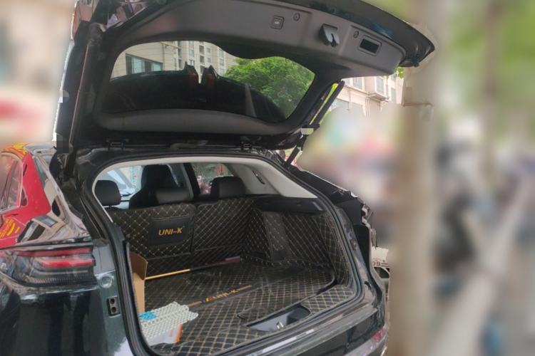 Used CHANGAN UNI-K 2021 2.0T Excellence Edition Trunk