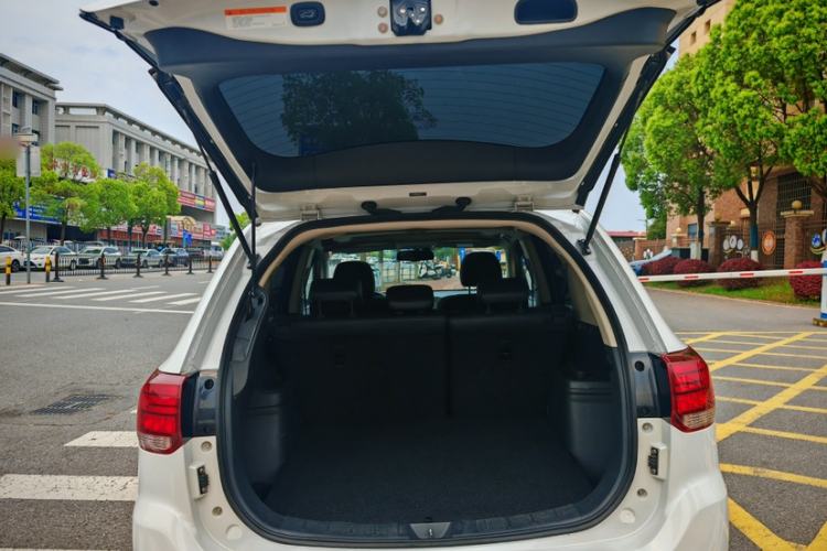 Used Mitsubishi Outlander 2018 2.4L 4x4 Elite Edition 5 Seats
