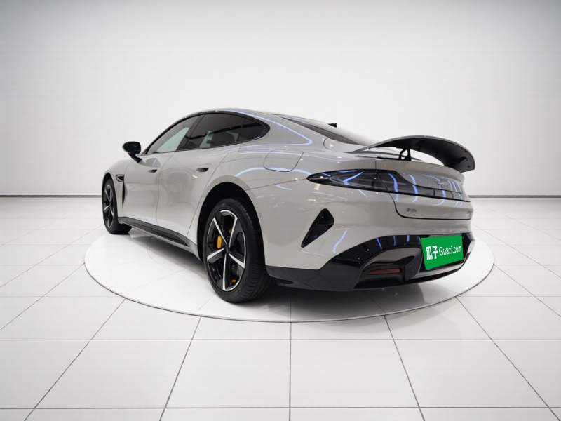 Used Xiaomi Auto SU7 2024 Four-Wheel Drive Ultra-Long Range Advanced Intelligent Driving Max Edition — 4