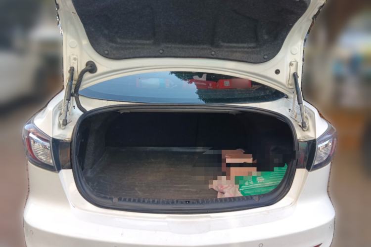 Used Mazda 3 2013 Sedan 1.6L Automatic Elite Model Trunk