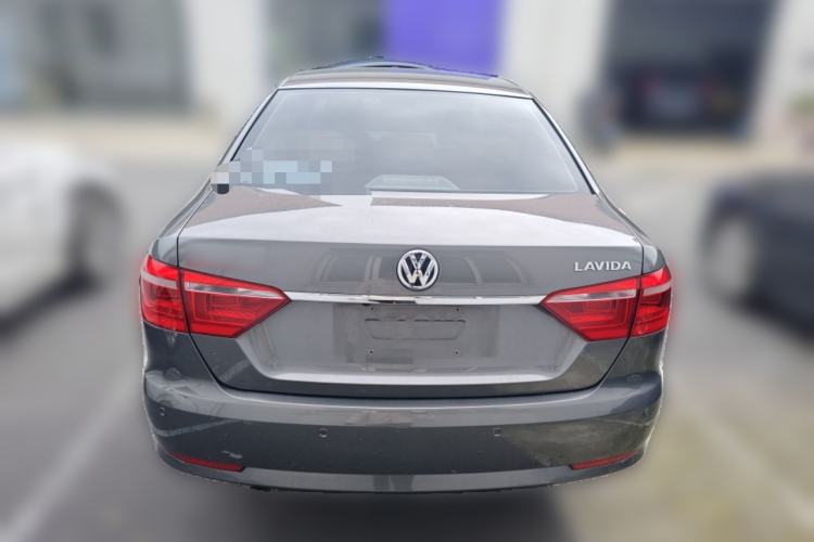 Used Volkswagen Lavida 2013 Revised Classic 1.6L Automatic Fashion Edition