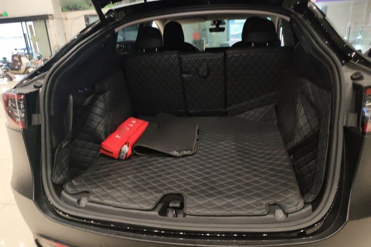 Used Tesla Model Y 2022 Performance High-Performance All-Wheel-Drive Version
