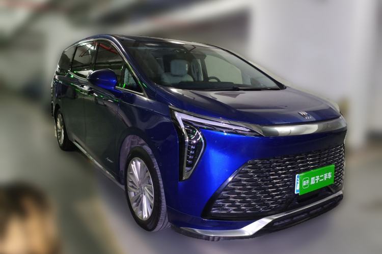 Used Buick Century 2023 2.0T Six-Seater Yinshi Edition Front Right 45 Deg